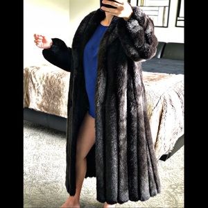 Monterey Fashions Black Faux Fur Coat Size Medium